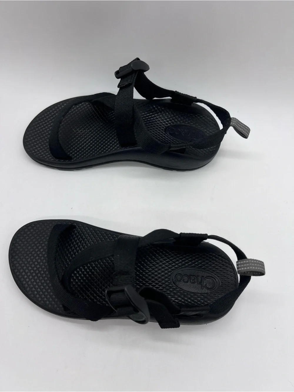Chaco Kid's Black Strappy Outdoor Sport Sandals Size 4 Big Boy